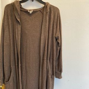 Extremely comfortable cardigan.